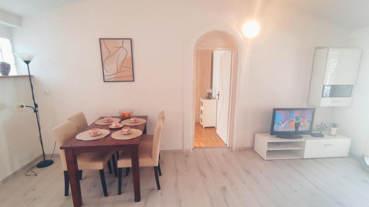 פורץ Parentium Apartment מראה חיצוני תמונה