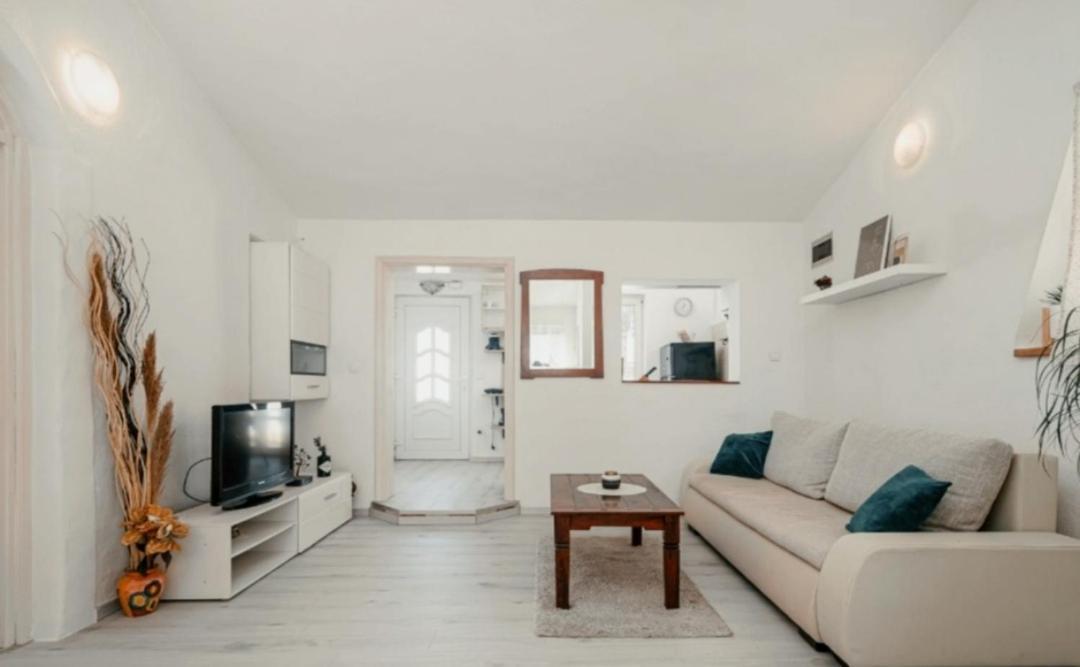 פורץ Parentium Apartment מראה חיצוני תמונה